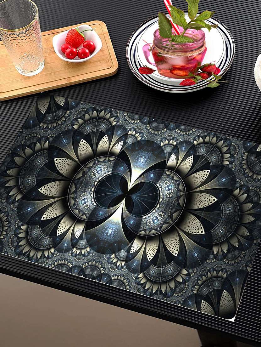 printed placemats for dining table and kitchen - 20853598 -  Standard Image - 1