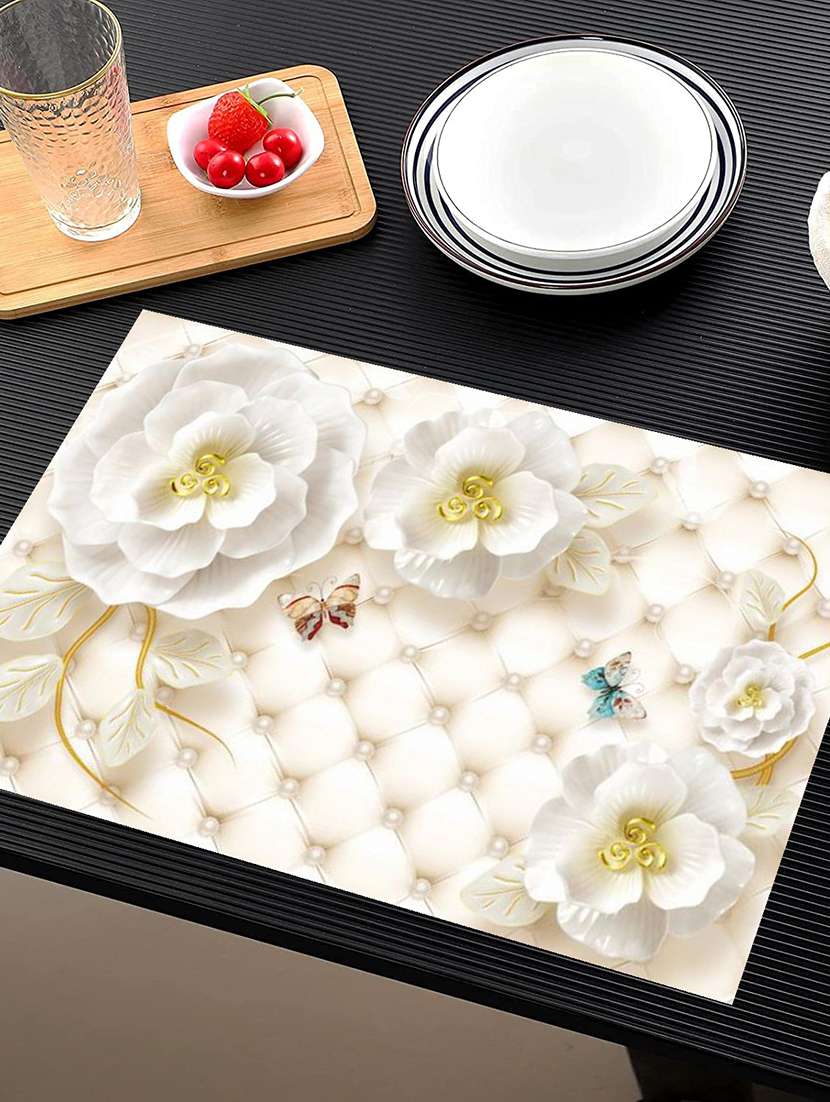 printed placemats for dining table and kitchen - 20853630 -  Standard Image - 1