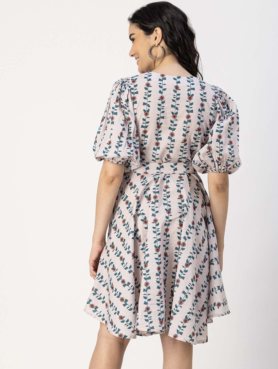 women cream floral printed fit & flare dress - 20858020 -  Standard Image - 4