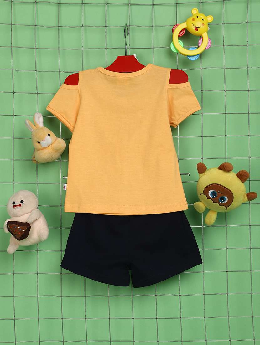 orange printed detailed top & shorts set - 20862831 -  Standard Image - 1