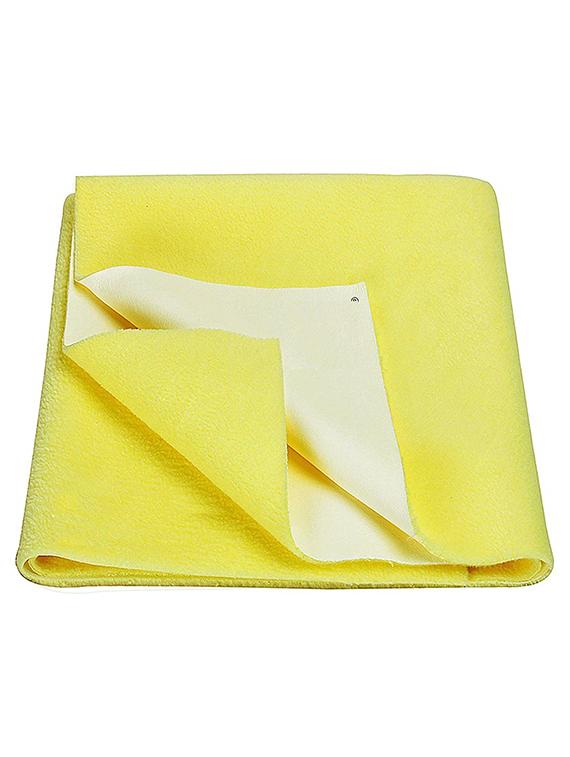 solid yellow rubber mat - 20864423 -  Standard Image - 1