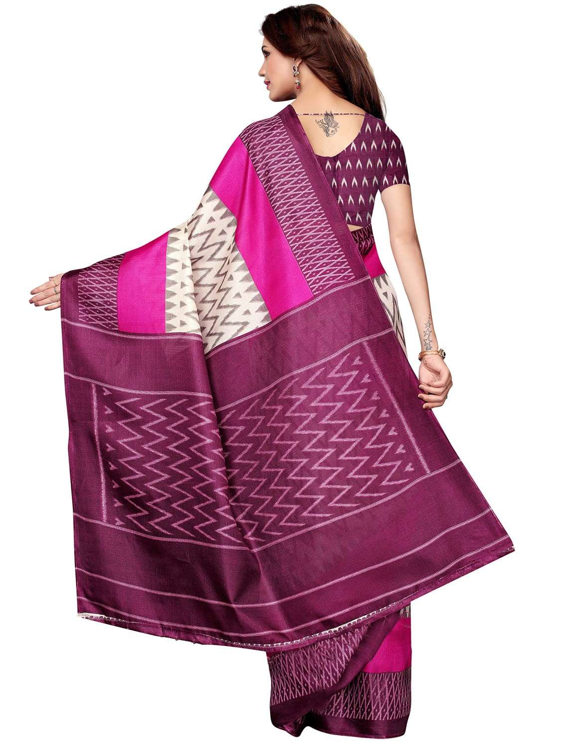 women white chevron printed bordered saree with blouse - 20873033 - Standard Image - 1