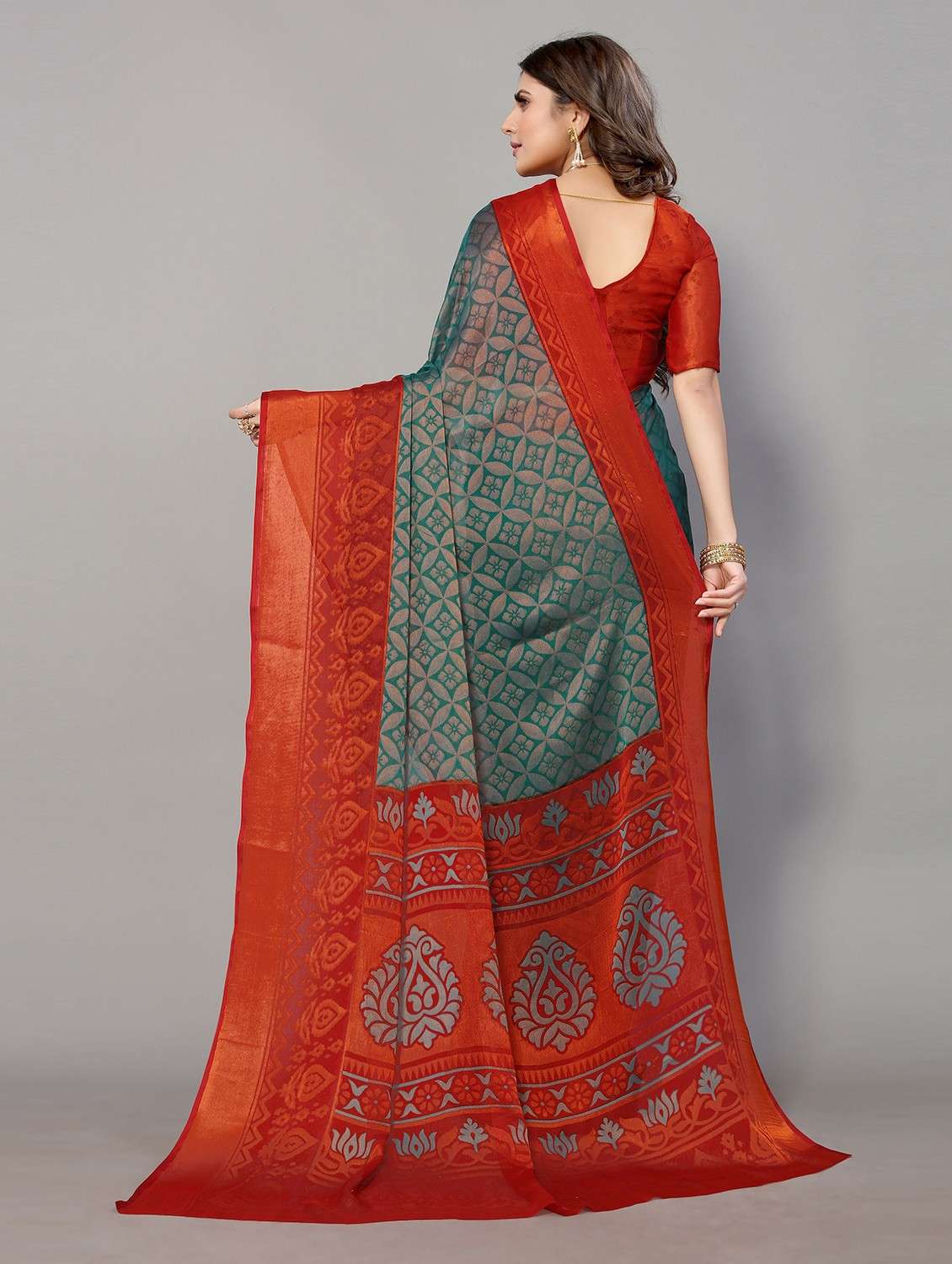 women teal printed bordered saree with blouse - 20873161 -  Standard Image - 1