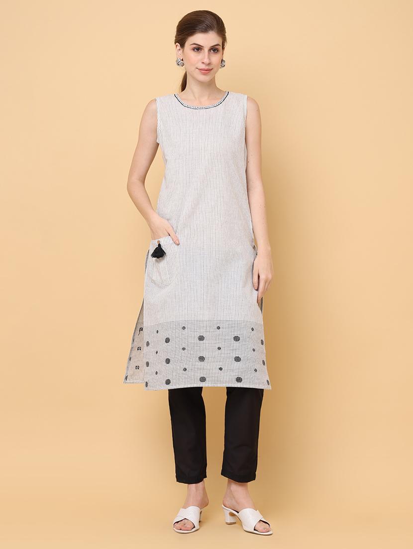 women white round neck straight kurta - 20878553 -  Zoom Image - 0