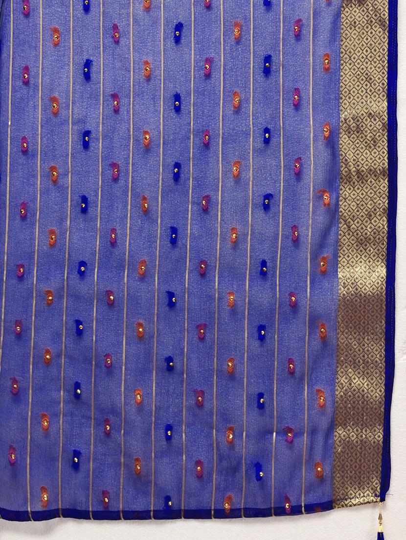 women self design bordered saree with blouse - 20879012 - Standard Image - 4