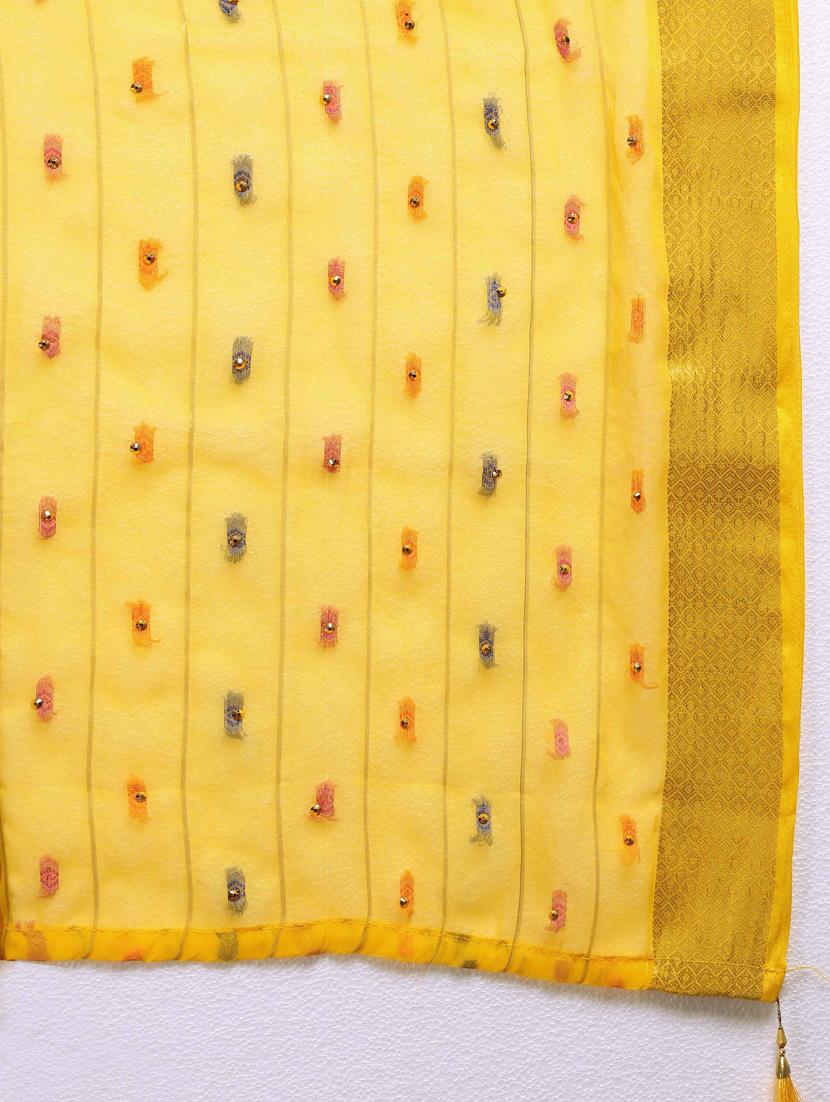 women self design bordered saree - 20879021 - Standard Image - 4