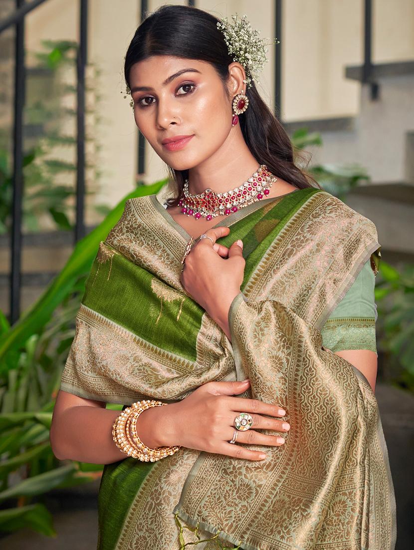 women self design bordered saree with blouse - 20881680 - Standard Image - 1