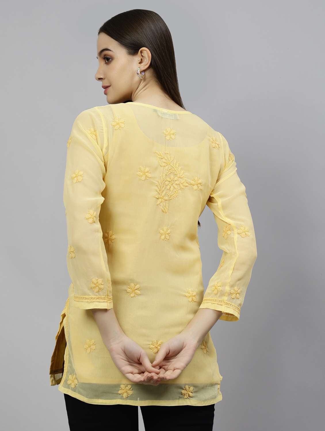 women three quarter sleeve straight kurti - 20884745 - Standard Image - 4