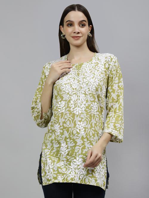 women three quarter sleeve straight kurti - 20884753 -  Standard Image - 0
