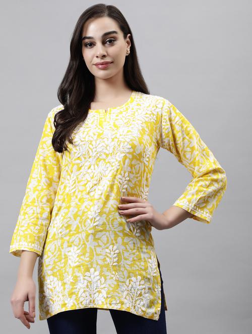 women three quarter sleeve straight kurti - 20884755 - Standard Image - 0