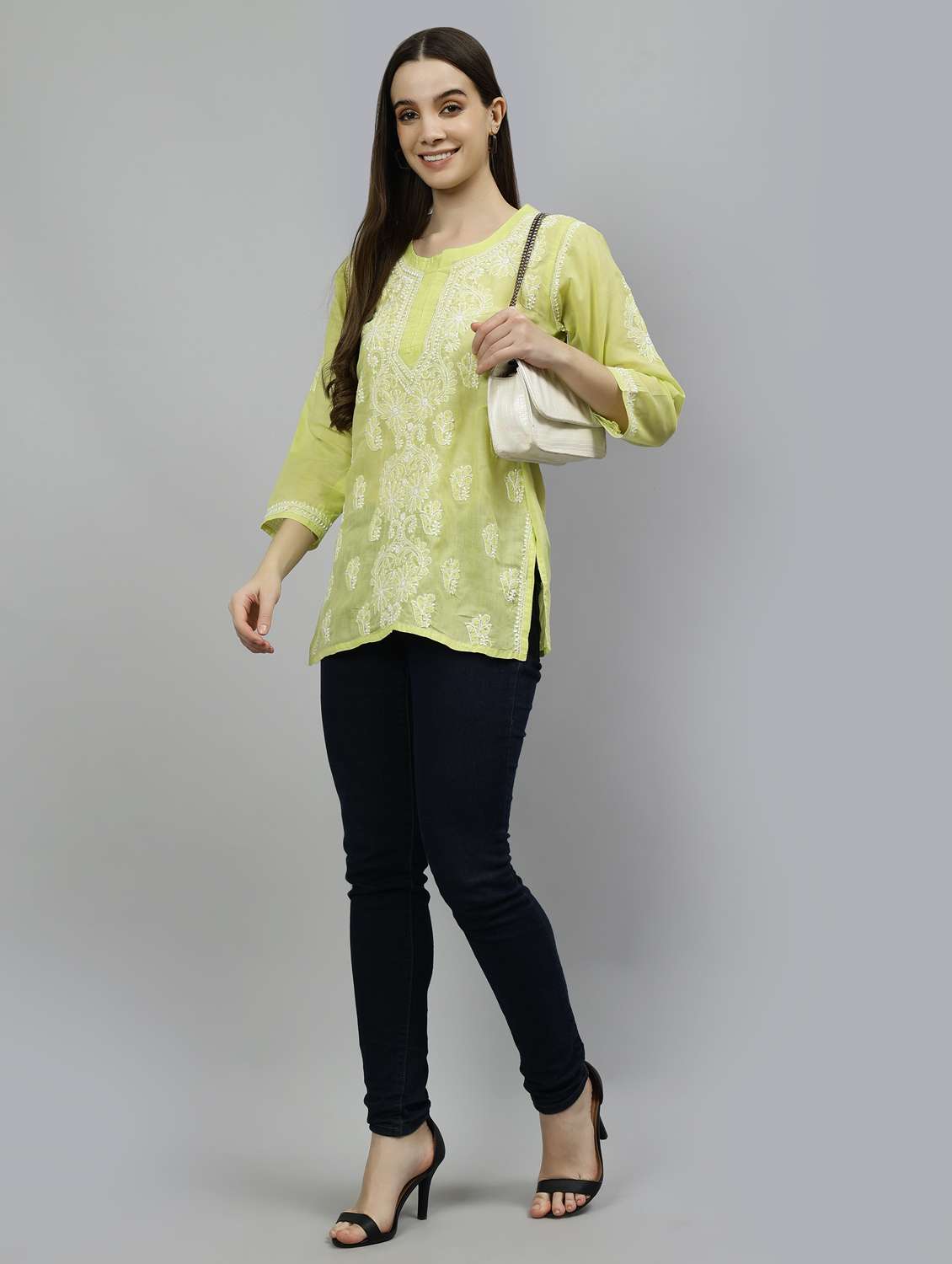 women three quarter sleeve straight kurti - 20884769 - Standard Image - 4