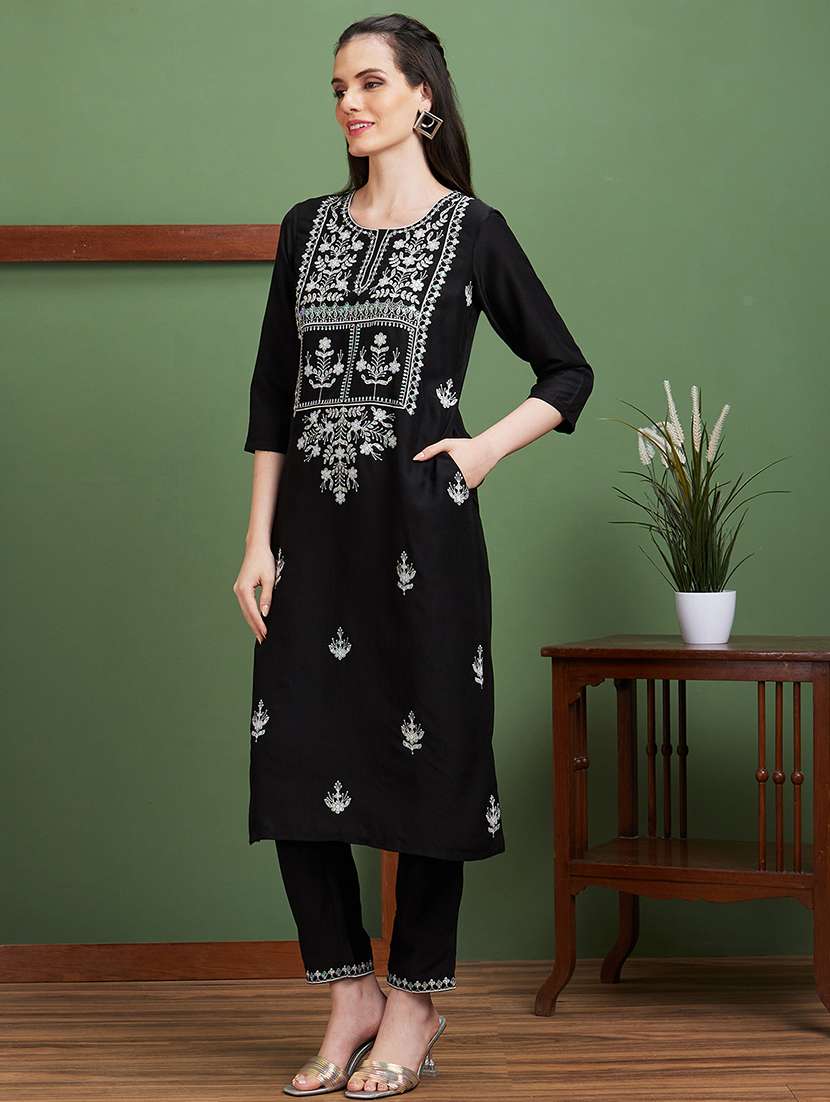 women black round neck kurta pant set - 20885383 -  Standard Image - 1