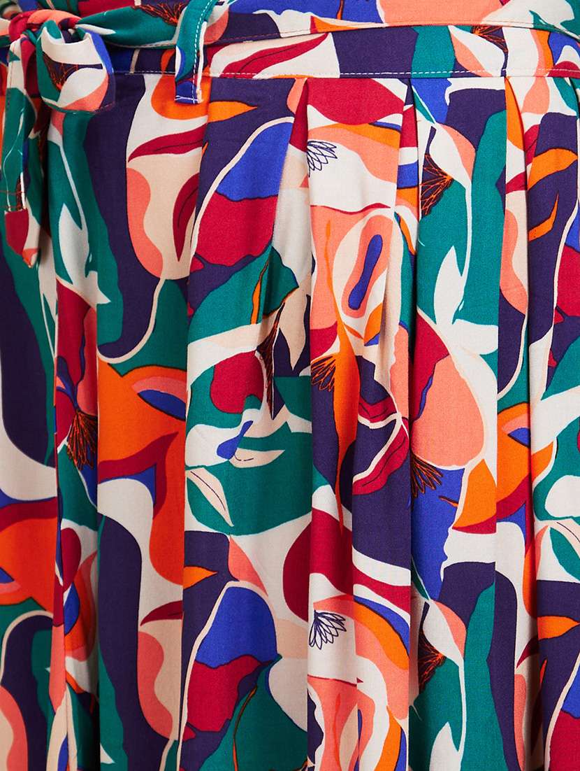 globus women multi square neck strappy shoulder abstract printed crop top & pleated midi skirt co-ord set - 20885395 -  Standard Image - 4