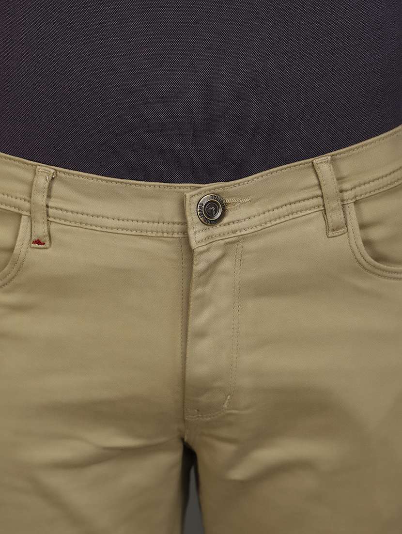 men mid rise solid chinos - 20892590 -  Standard Image - 4