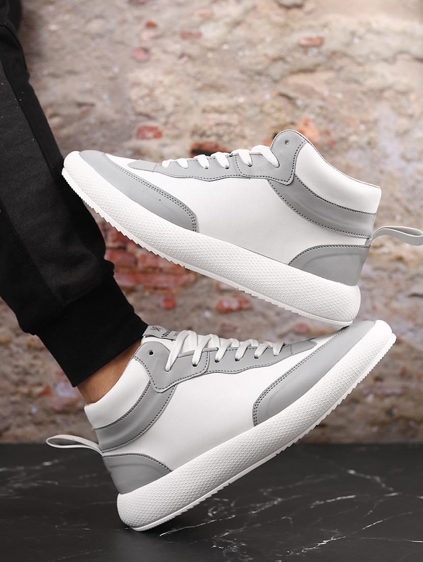 men lace up sneaker - 20893356 - Zoom Image - 0