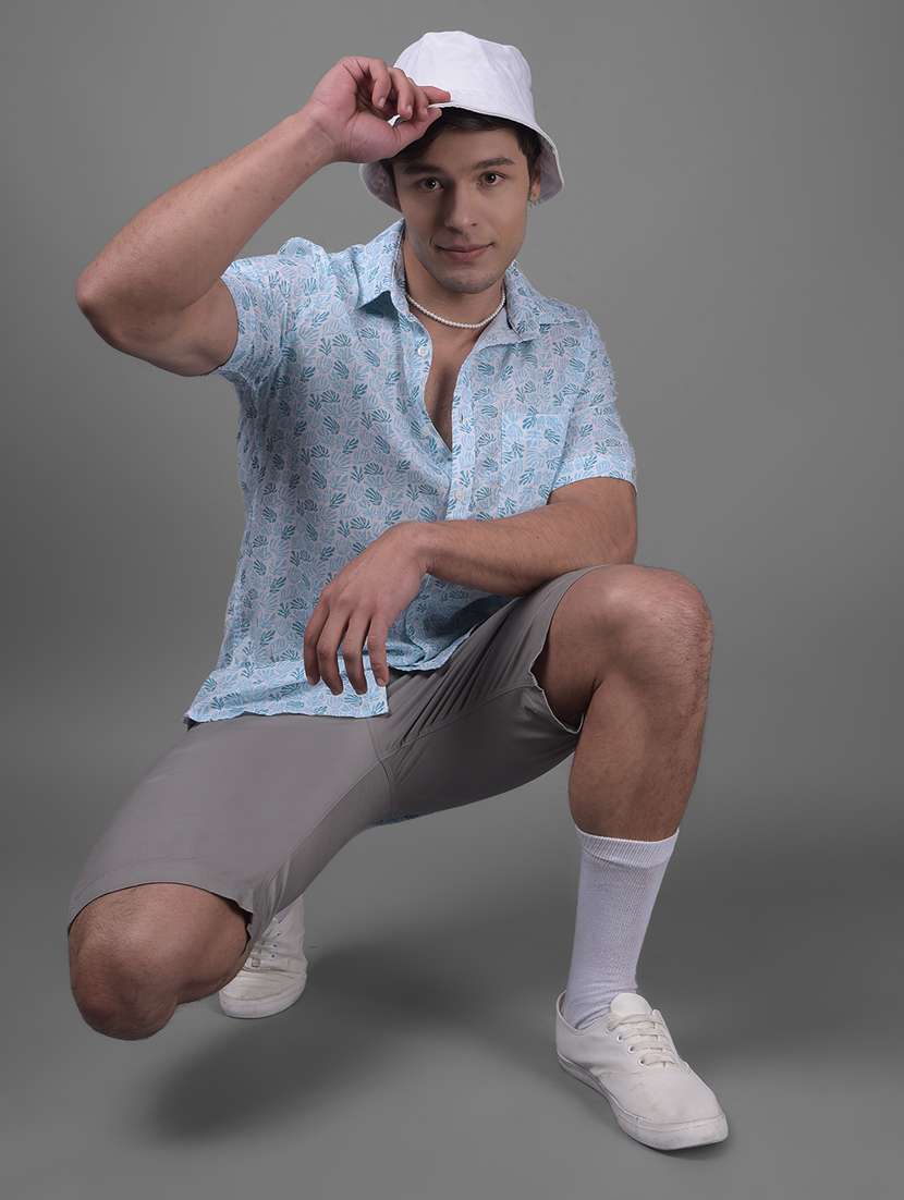 men mid rise cotton bermuda shorts - 20895252 - Standard Image - 4