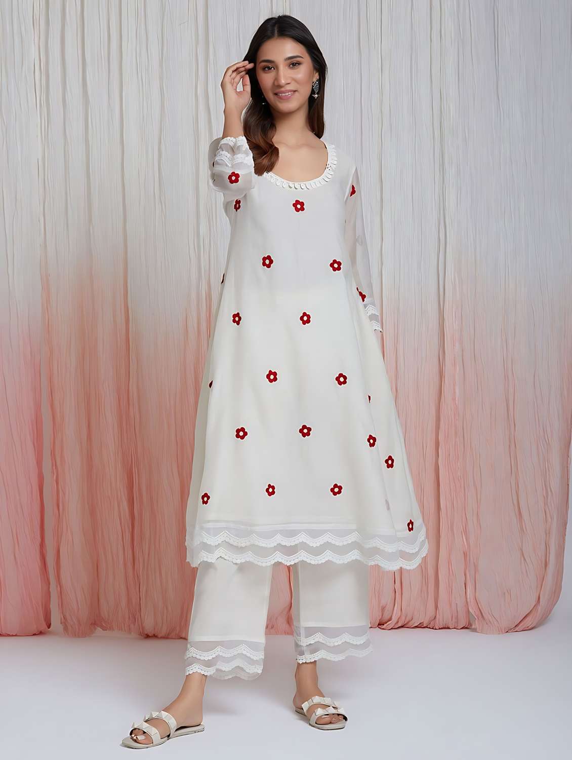 women round neck embroidered a-line kurta - 20895981 -  Standard Image - 1