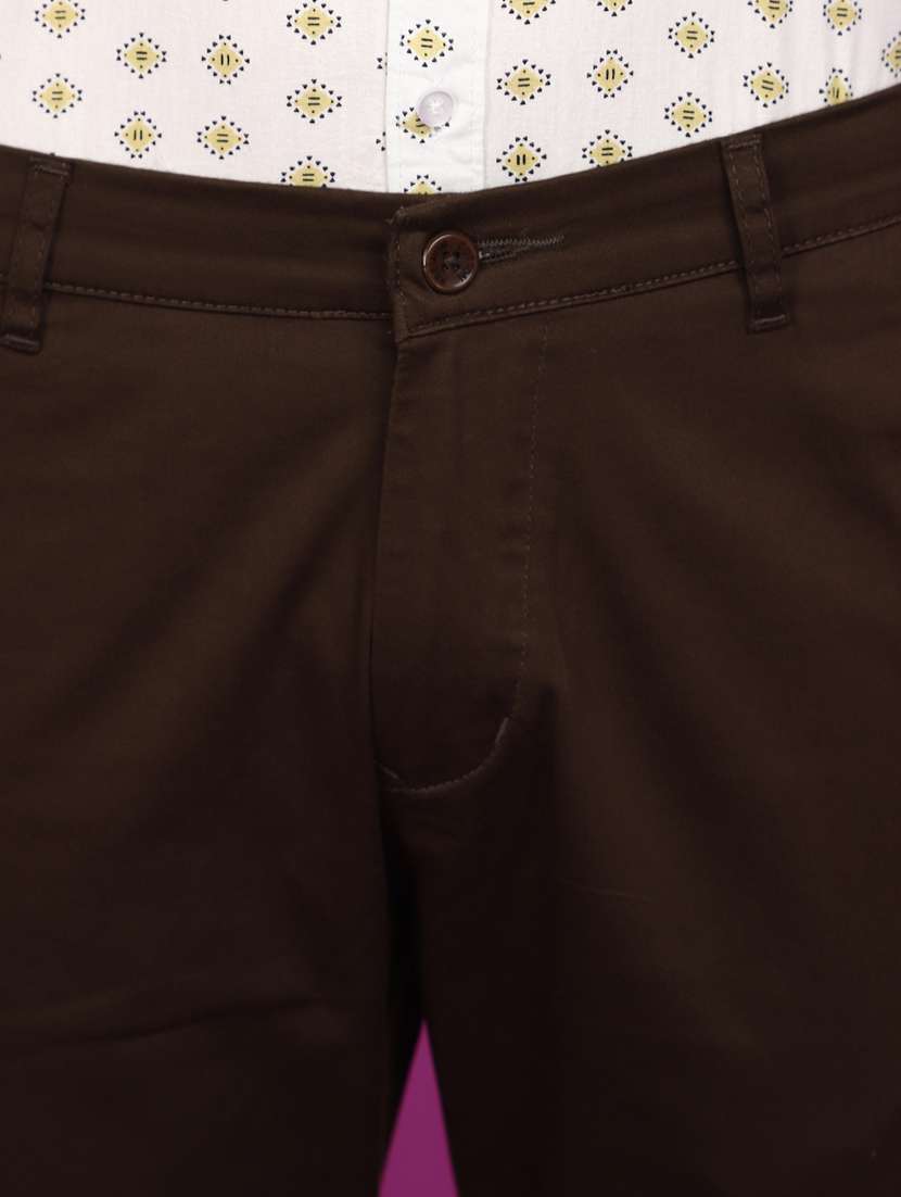 men solid full length chinos  - 20901321 -  Standard Image - 4