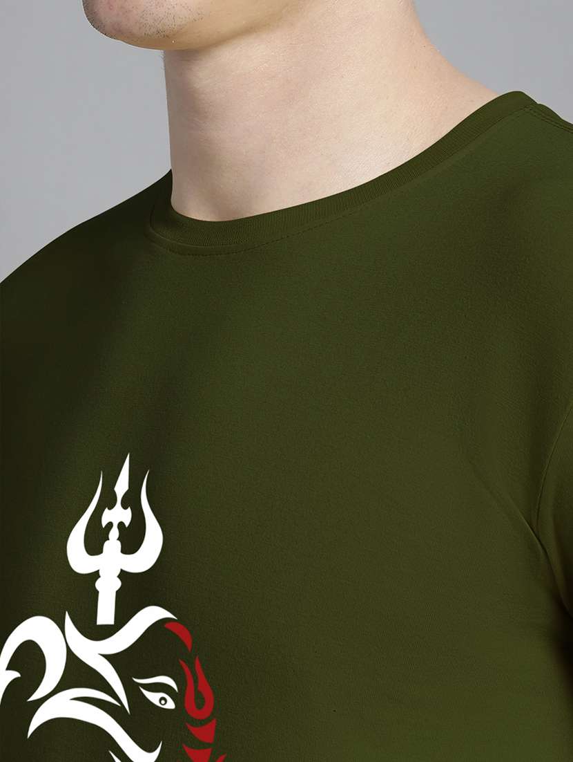 men chest print round neck t-shirt - 20906819 -  Standard Image - 4