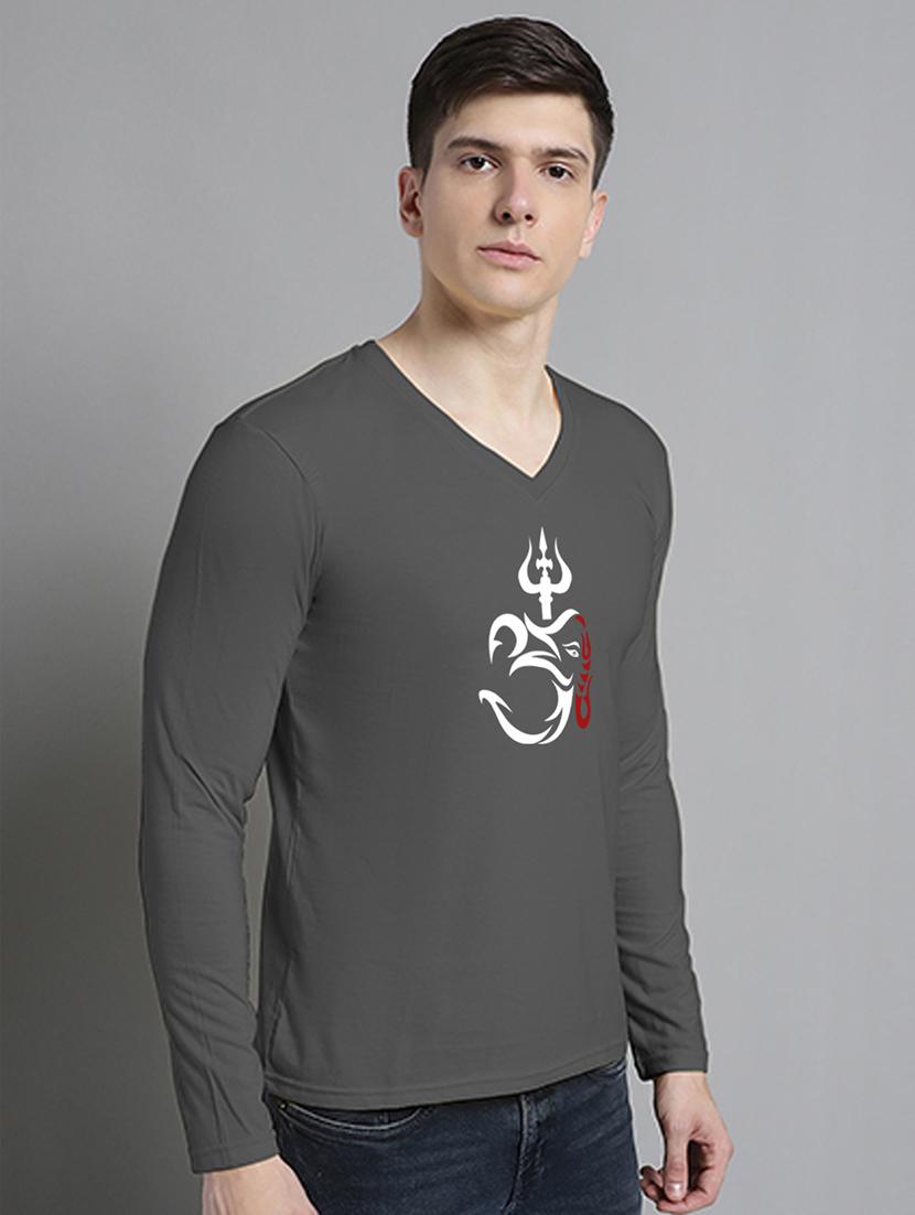men chest print v-neck t-shirt - 20906827 - Standard Image - 1