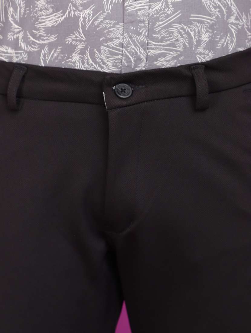 men solid ankle length chinos  - 20911701 -  Standard Image - 4