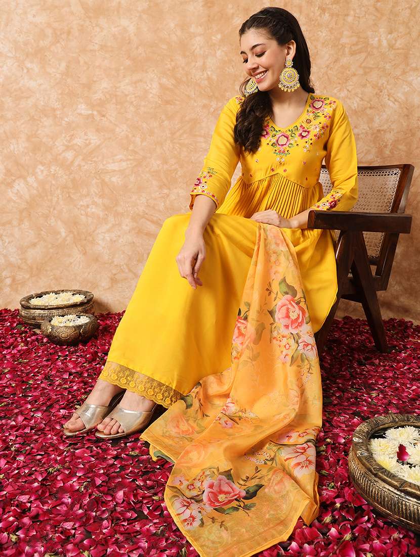 women yellow v neck kurta pant set with dupatta - 20912016 -  Standard Image - 1