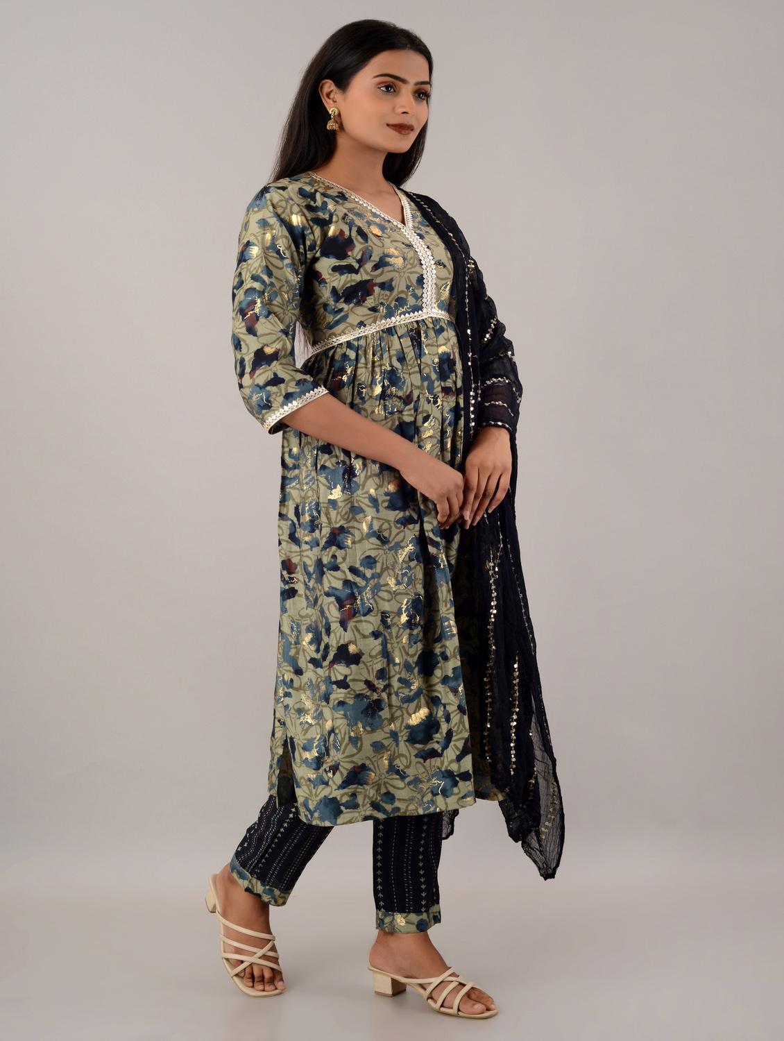 women green v neck kurta pant set with dupatta - 20912151 -  Standard Image - 1