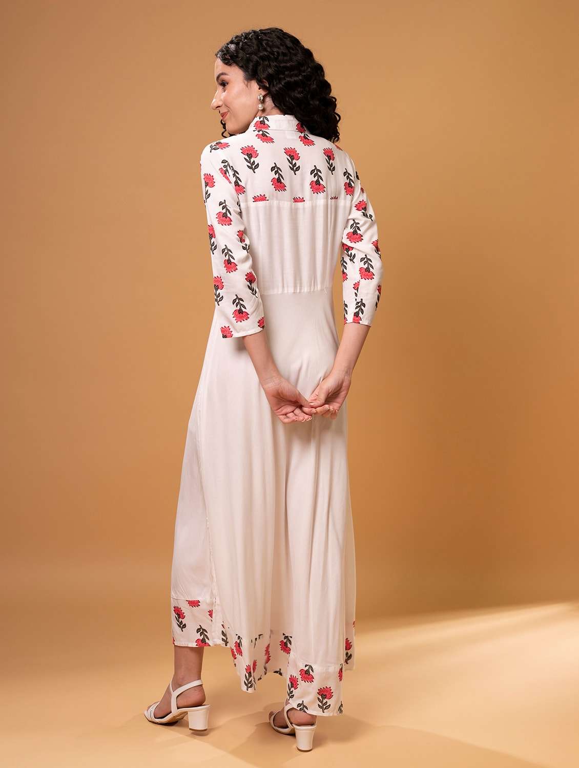 women's floral printed flared kurta - 20912184 -  Standard Image - 4