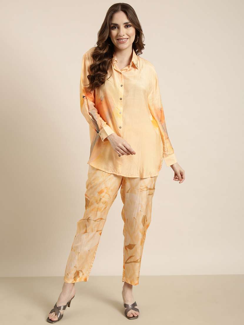 women printed shirt and trouser co-ord set - 20912327 -  Standard Image - 4