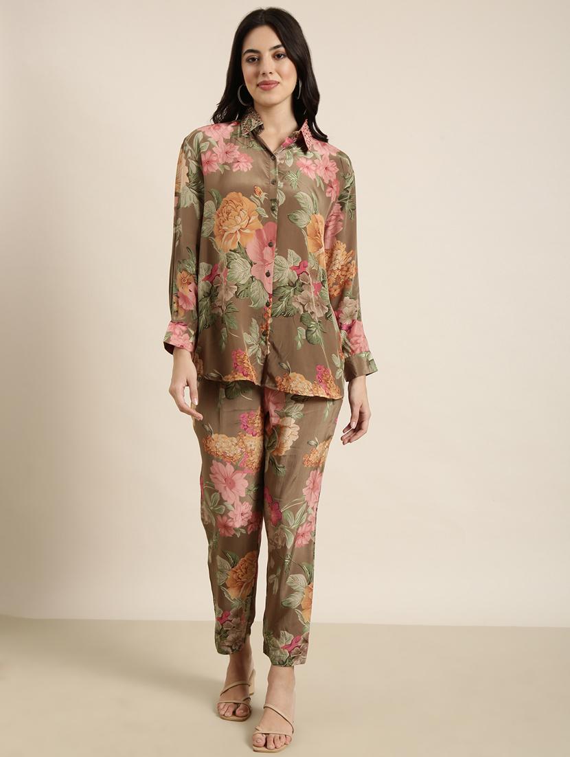 women green floral printed shirt and trouser co-ord set - 20912330 - Zoom Image - 0