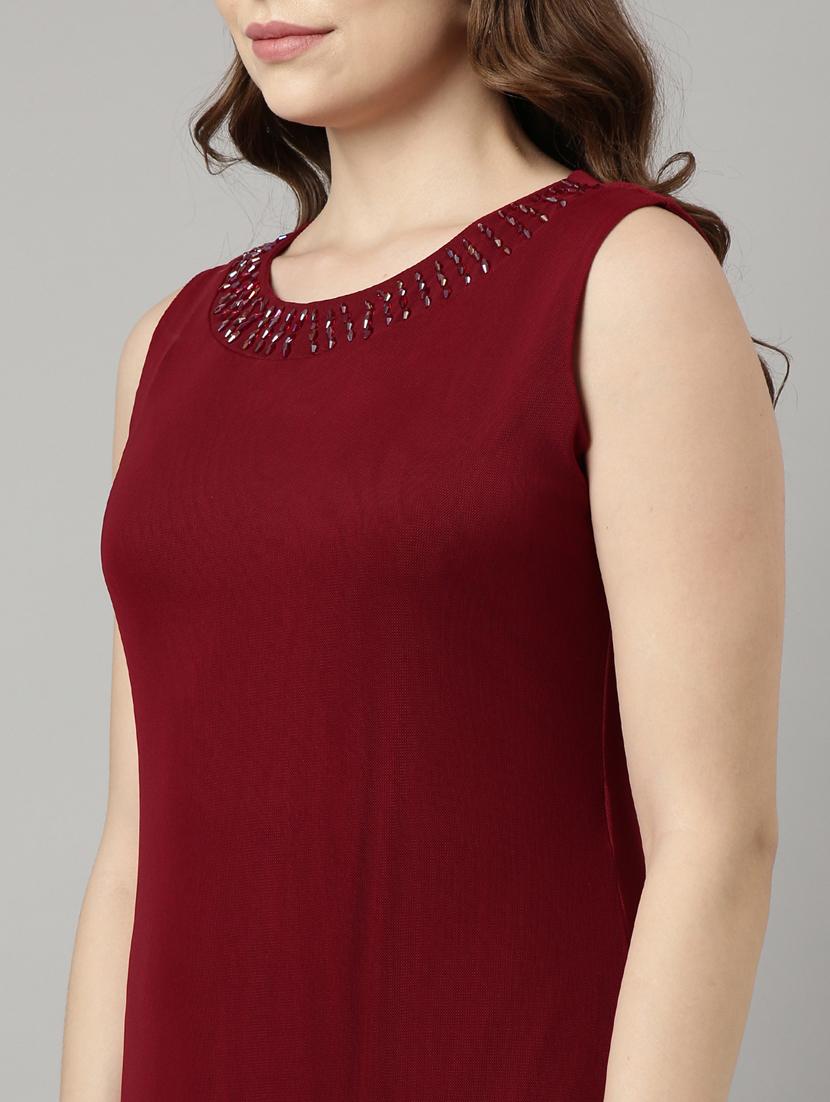women maroon solid round neck gown dress - 20915766 - Standard Image - 6