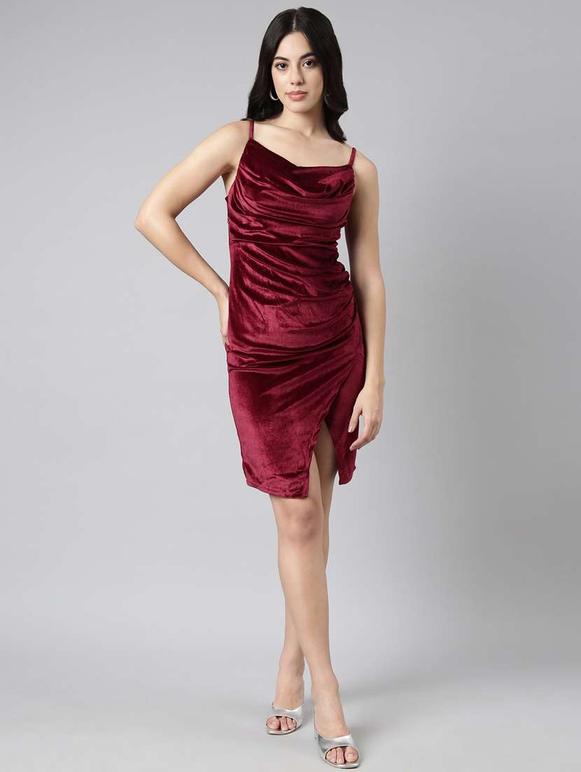 women maroon solid bodycon dress