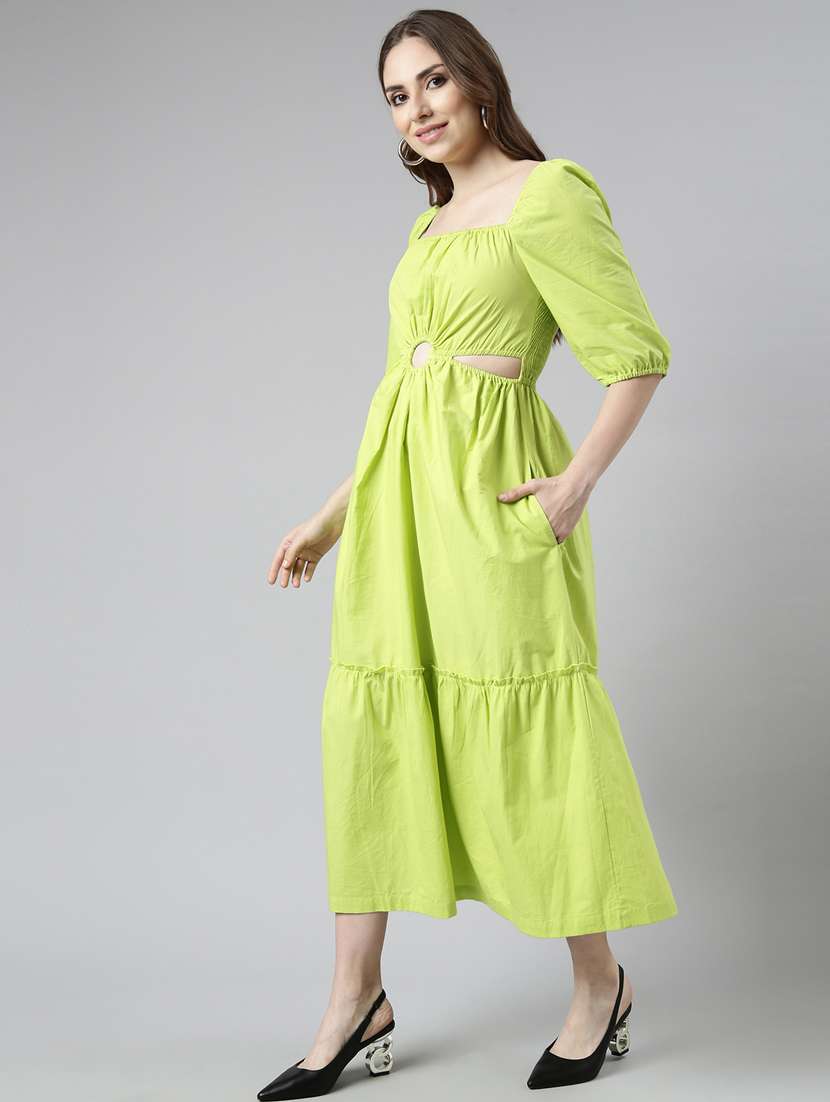 women solid puff sleeves tiered dress - 20915821 -  Standard Image - 1