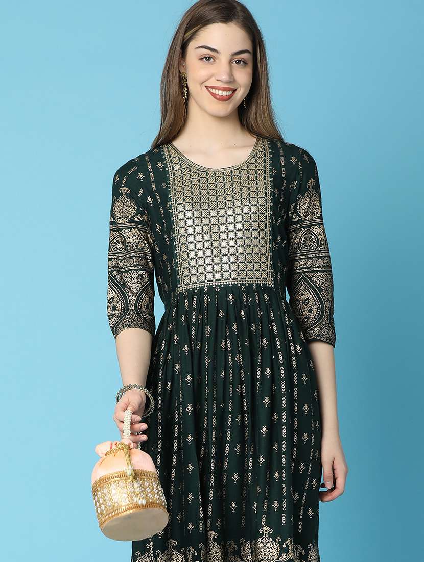 women printed three quarter sleeves flared kurta - 20918376 -  Standard Image - 4