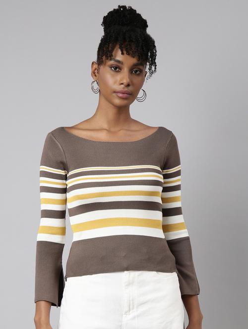 women's round neck regular top - 20928794 - Standard Image - 0