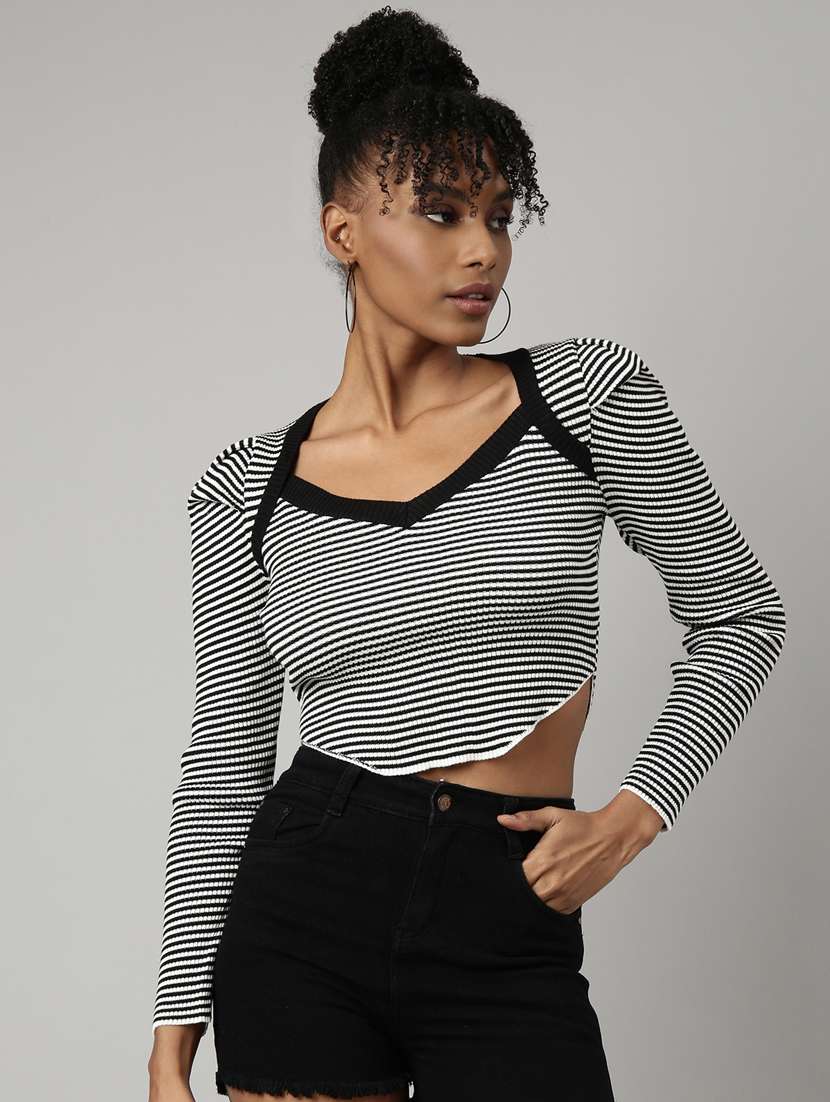 women's crop sweetheart neck top