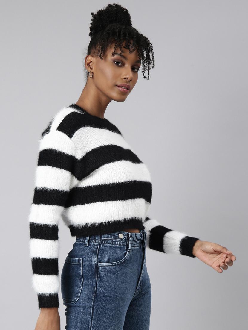 women's round neck crop top - 20928862 - Standard Image - 1