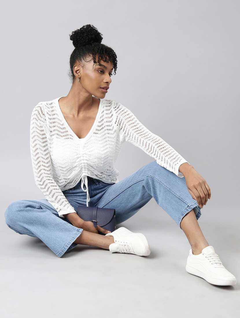 women v-neck self design top - 20928927 -  Standard Image - 4