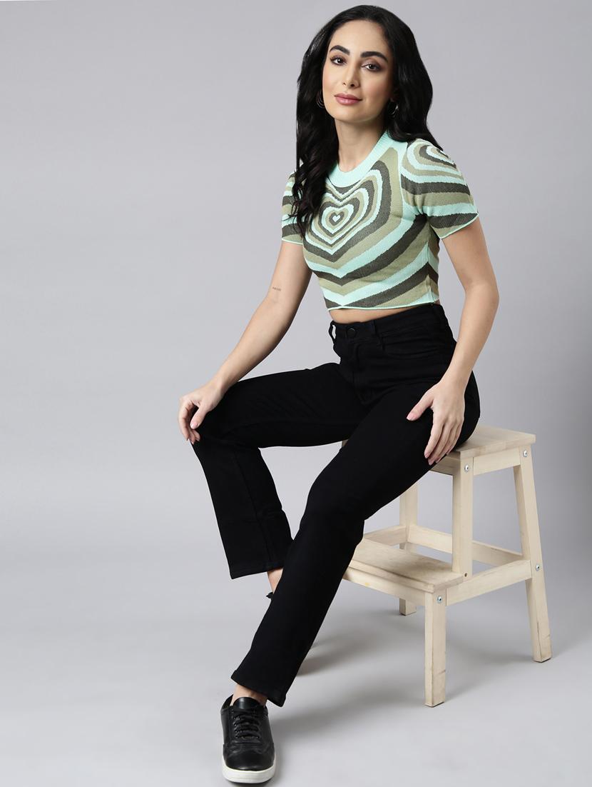 green printed detailed crop top - 20928941 - Standard Image - 4
