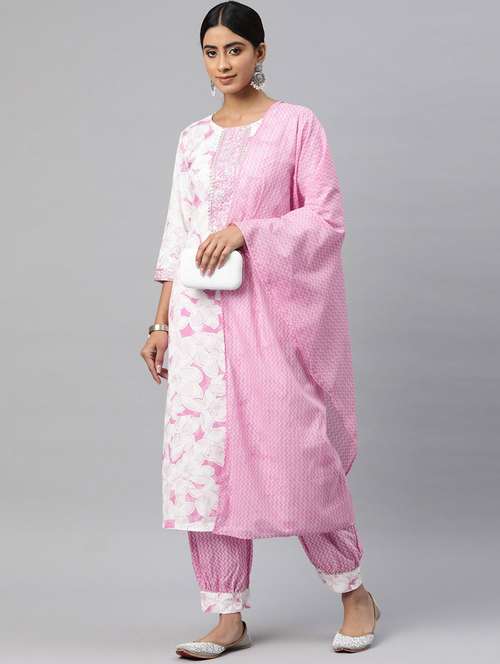 women three quarter sleeve kurta salwar with dupatta set - 20929096 - Standard Image - 0