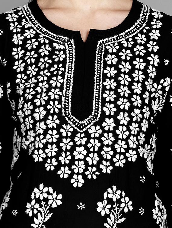 notch neck chikankari work straight kurta - 20929366 - Standard Image - 4