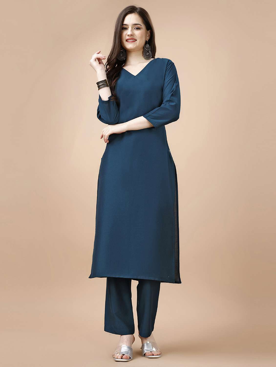 women teal solid v neck kurta pant set - 20929887 -  Standard Image - 1