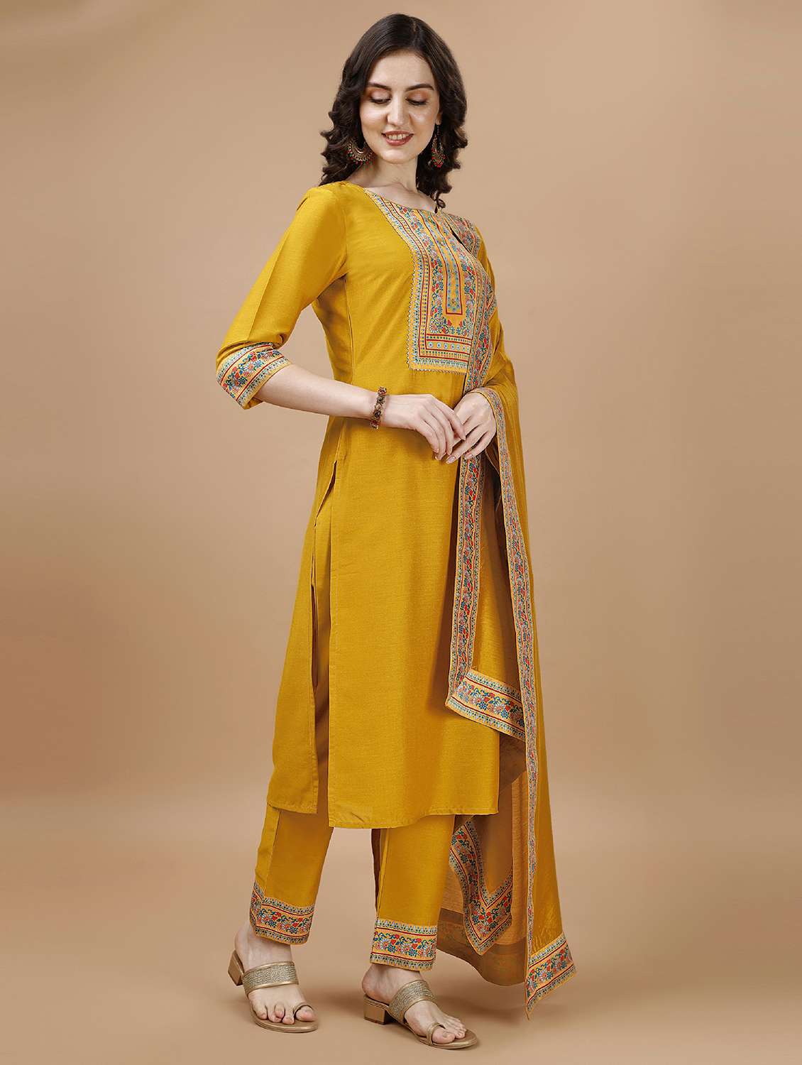 women placement print kurta pant set with dupatta - 20929896 -  Standard Image - 1