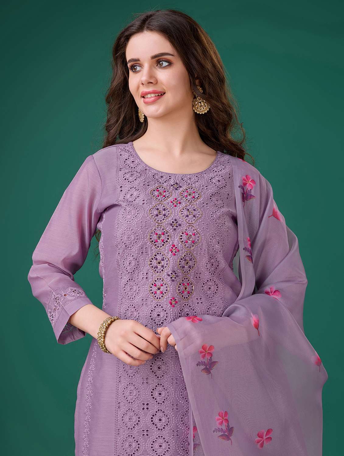 women lavender round neck kurta pant set with dupatta - 20929906 -  Standard Image - 4
