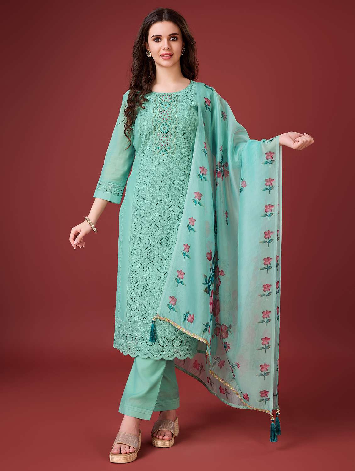 women sea green round neck kurta pant set with dupatta set