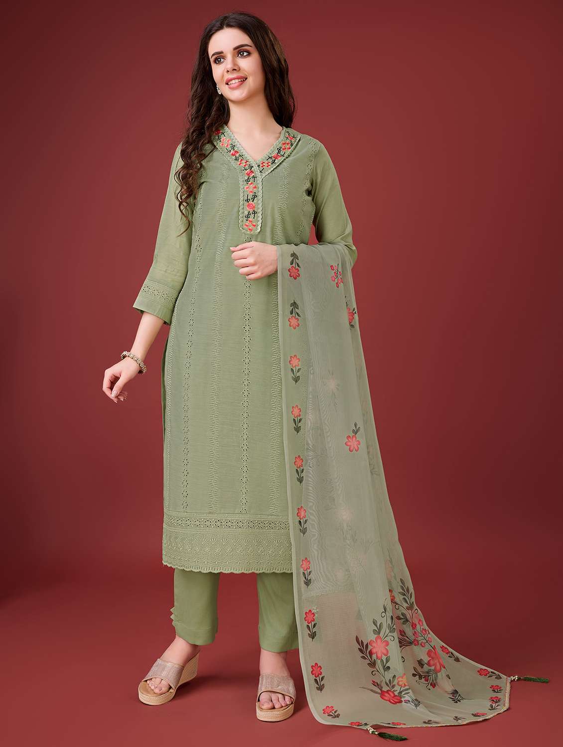 women green v neck kurta pant set with dupatta set