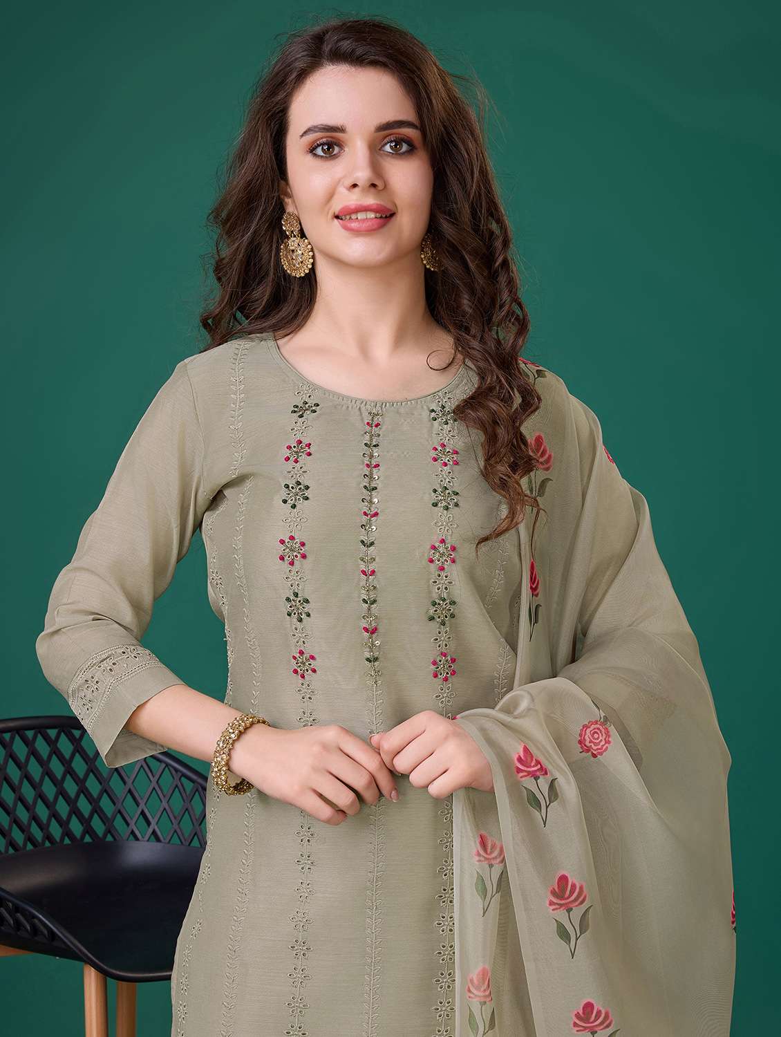 women three quarter sleeve kurta pant with dupatta set - 20929916 - Standard Image - 4