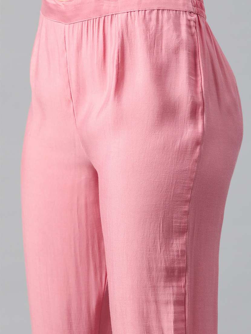 women three quarter sleeve kurta pant with dupatta set - 20930526 -  Standard Image - 4