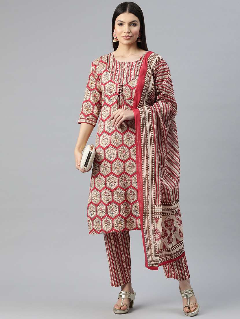 women three quarter sleeve kurta pant with dupatta set - 20930561 -  Standard Image - 1