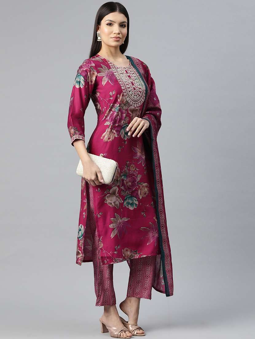 women three quarter sleeve kurta pant with dupatta set - 20930570 - Standard Image - 1